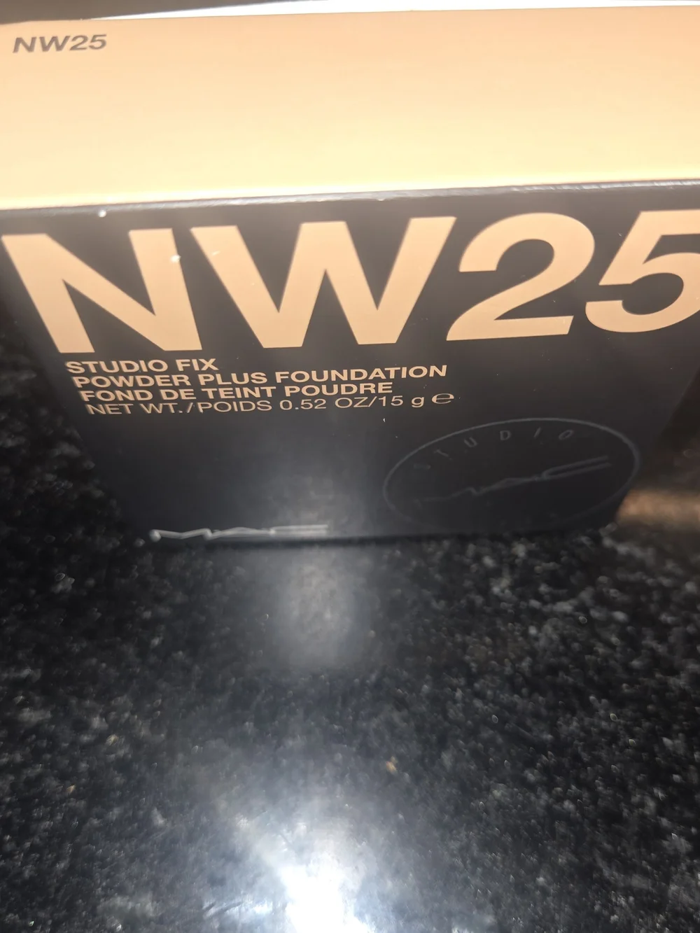 MAC Studio Fix Powder Plus Foundation NW25 - Beige and Black Packaging